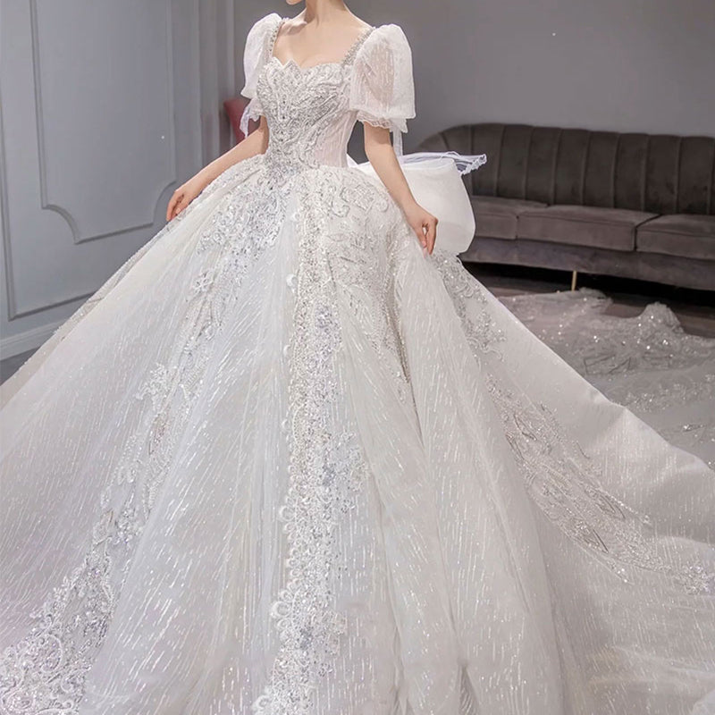 2022 New Puff Sleeve Big Trailing Bride Heavy Industry Luxury French Simple Ladies Wedding Dress