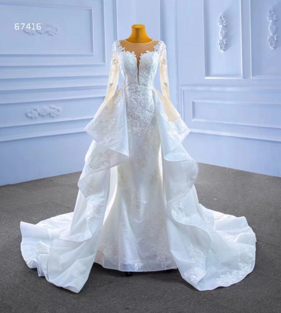 New Style Round Neck Bling Wedding Dress Long Sleeve Folds Tailing Bridal Dress