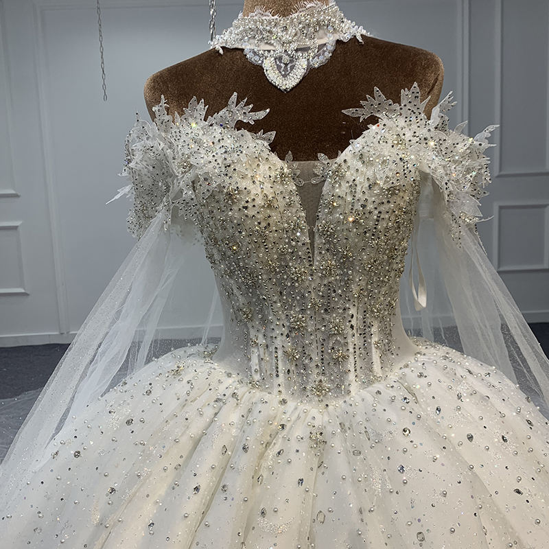 Beautiful Bling Luxury Off Shoulder Bridal Sweetheart wedding Gowns Dresses - Image 3