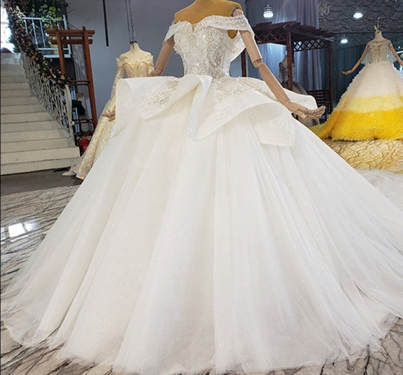 Princess Women Lace Long Train Elegant Luxury Wedding Dress