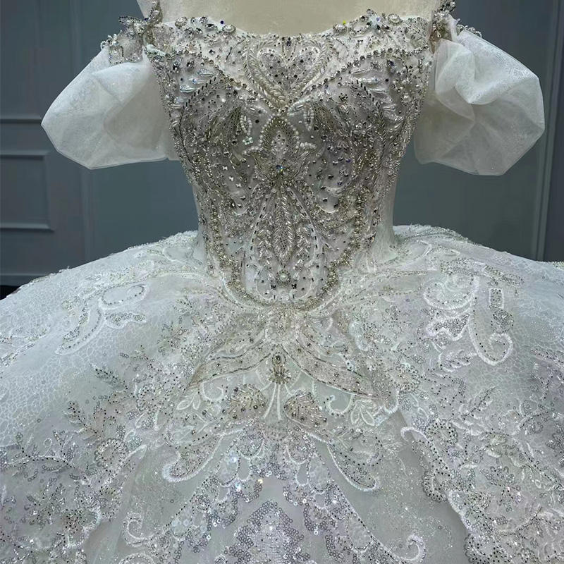 Pretty dress Lace Unique Design Handmade Fashion Sexy wedding dress - Image 2