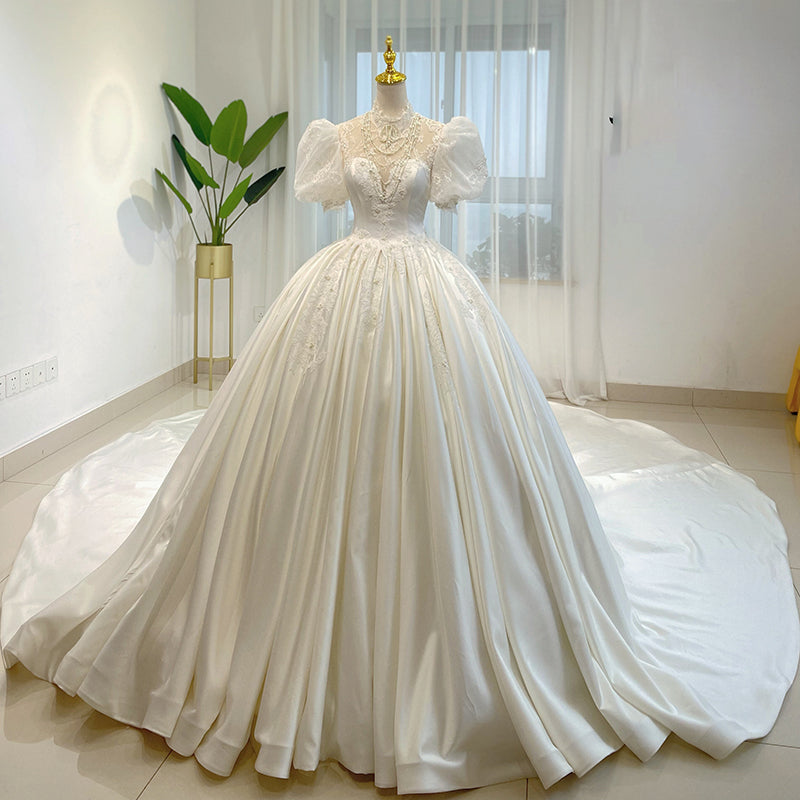 Custom New Bridal Luxury Beaded Satin Satin Court Wedding Dress