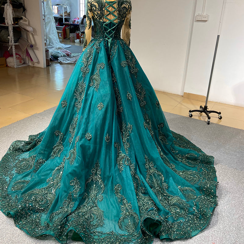 Luxurious And Elegant Long-Sleeved Lace-Tailed Dark Green Evening Dress - Image 5