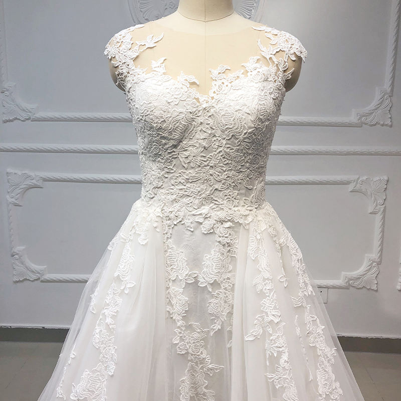 Classic White Floral Print Organza A-Line Button Sleeveless Wedding Dress