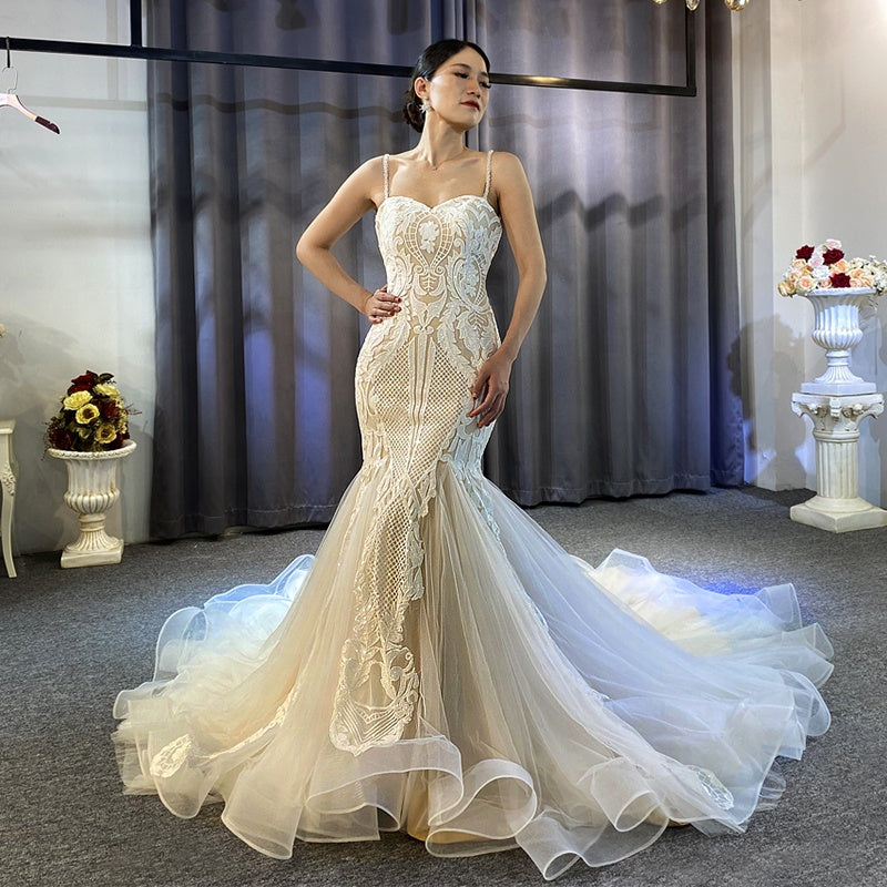 2022 New Sweetheart Wedding Dress Sexy Tulle Lace Embroidered Slim Dress