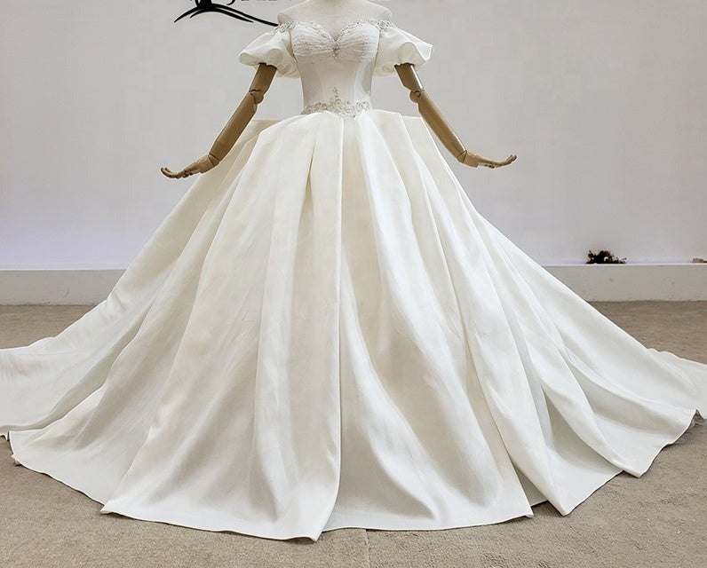 Sweetheart Satin White Off Shoulder Luxury Wedding Dress Bridal Gown - Image 3