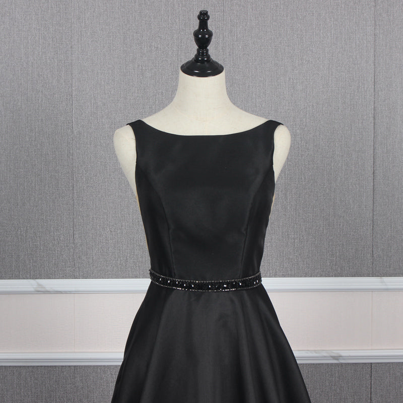 Ladies New Elegant And Simple Black Sleeveless Black Evening Dress - Image 6