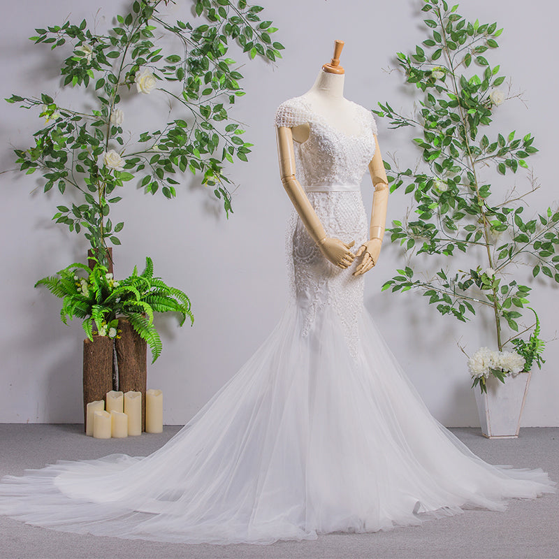 Mermaid Lace Applique Sleeveless Women Elegant Wedding Dress For Bride