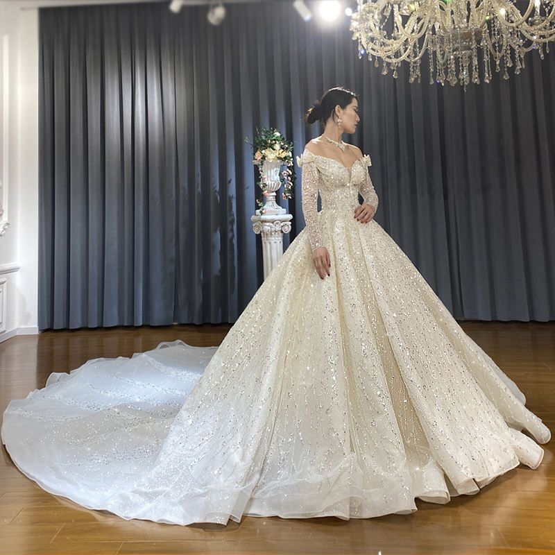 New Sparking Beading Court Train Tulle Bridal Gown - Image 4