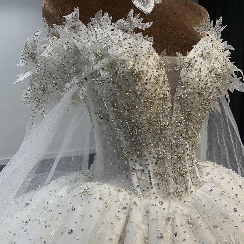 Beautiful Bling Luxury Off Shoulder Bridal Sweetheart wedding Gowns Dresses - Image 5
