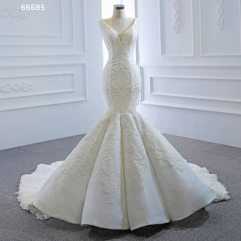 High Quality Sleeveless Lace Luxury Ball Gown Wedding Dress