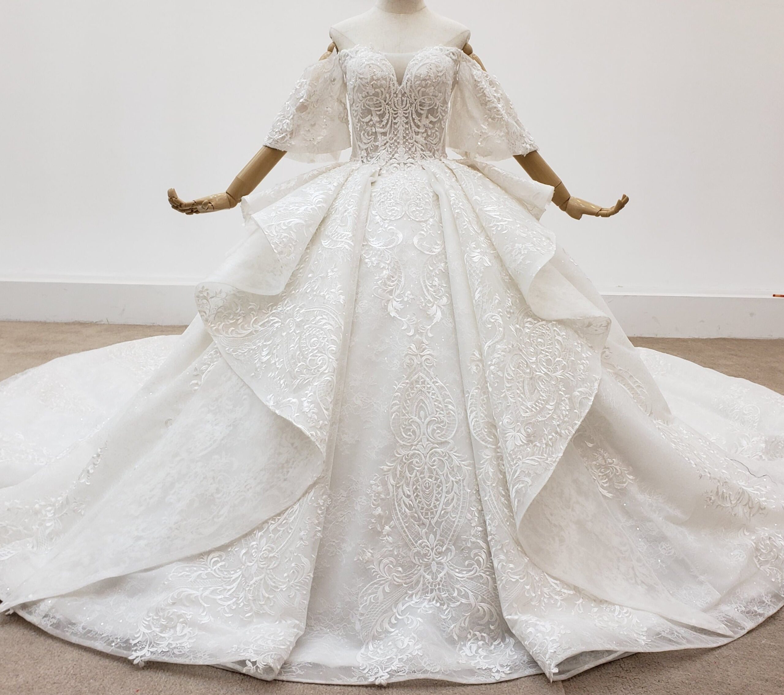 Beaded Sweetheart Lace Applique Luxury Long Train Wedding Dress - Image 3
