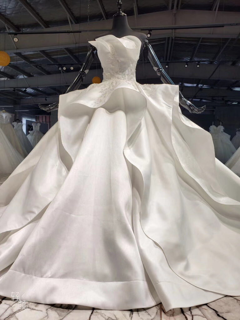 Bride Women Elegant Off Shoulder Satin Wedding Dress Bridal Gown