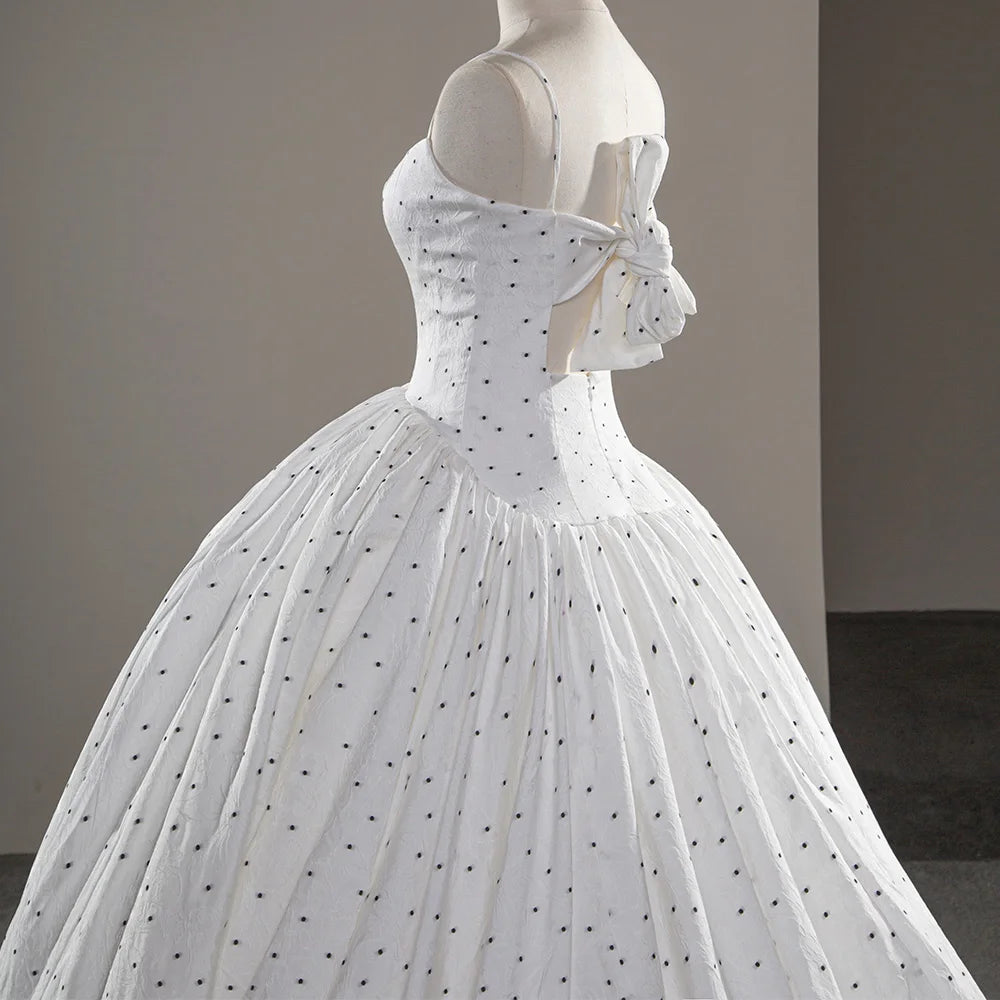 White Simplicity Wedding Dresses Embroidery Satin Sweetheart Bride Gowns Custom Made - Image 3