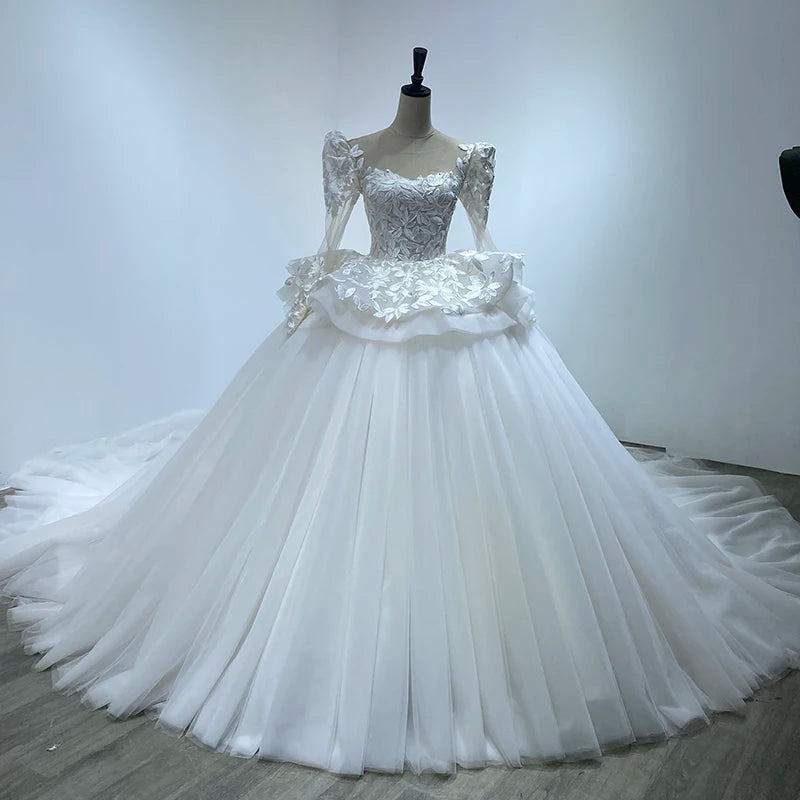 Elegant Applique Embroidery Bling Long Sleeves Layered Yarn Gown Bridal Wedding Dress