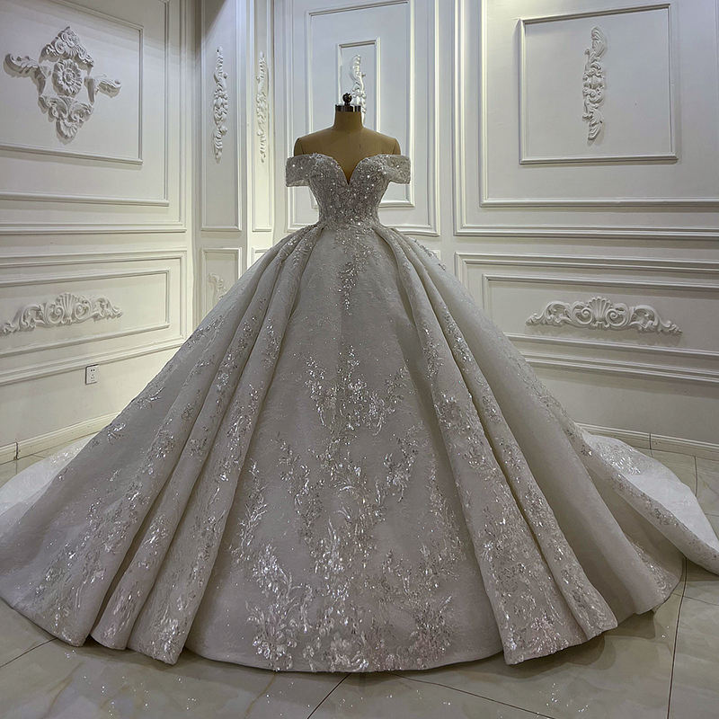 Vintage Princess Lace Appliqued Flower Ball Gown Dress Women Wedding