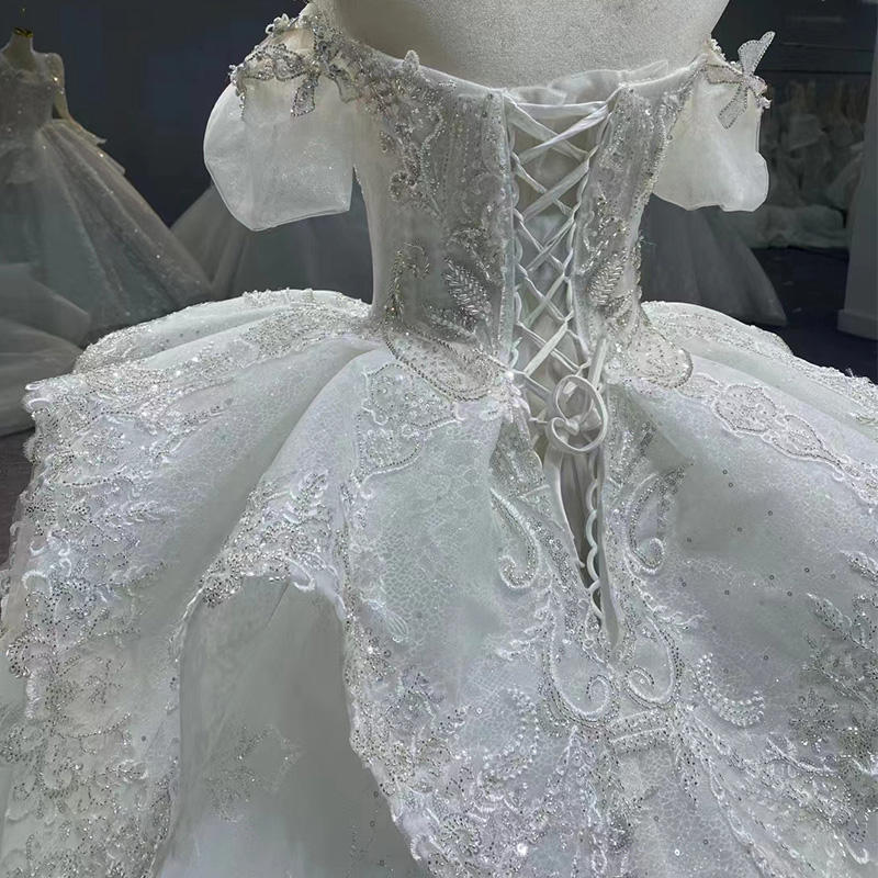 Pretty dress Lace Unique Design Handmade Fashion Sexy wedding dress - Image 3