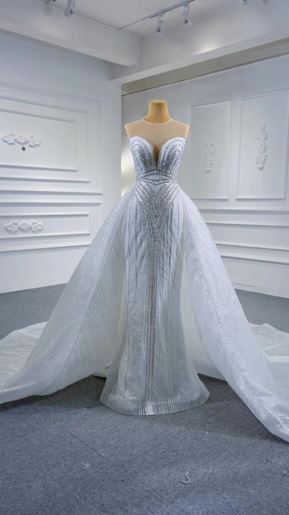 Sexy Luxury Sweetheart Gold Silk Sequins White Tail Bridal Wedding Dress Wedding