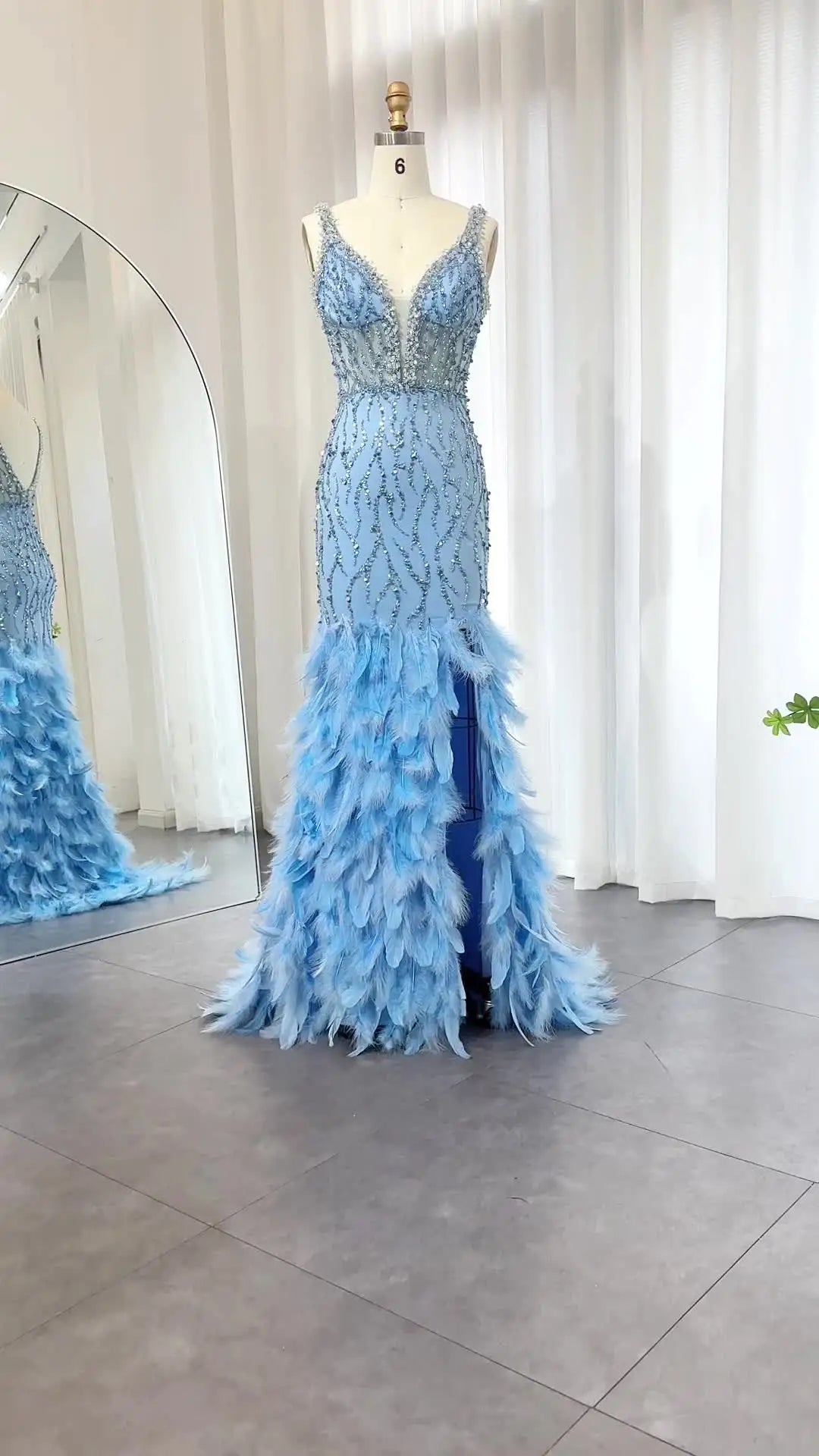 Luxury Feathers Mermaid Evening Dresses for Women Wedding V-Neck Blue Side Slit Long Prom Party Dress - Image 3