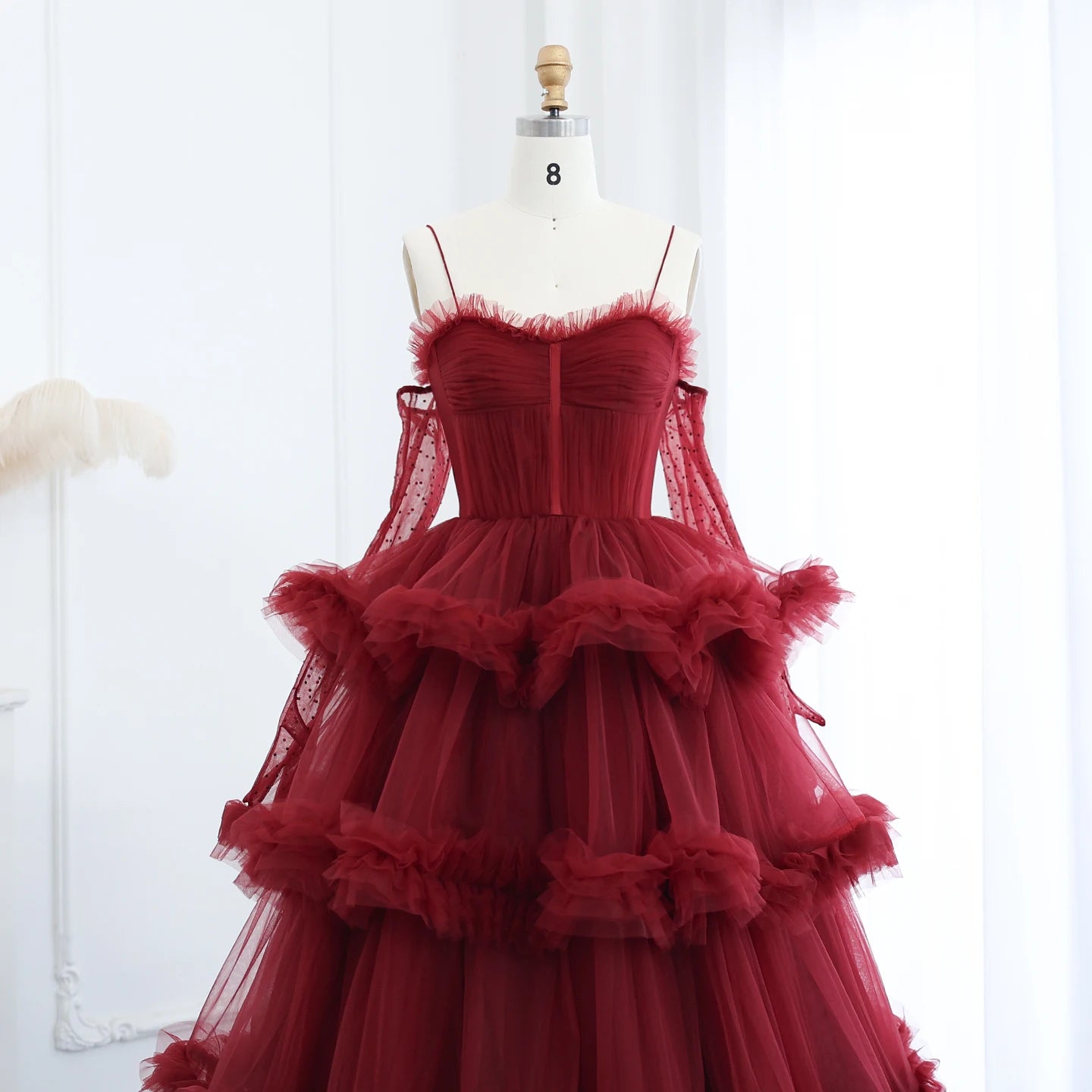 Burgundy Tulle Tiered Ruffles Evening Dresses with Gloves Spaghetti Straps Wedding Party Gowns - Image 5