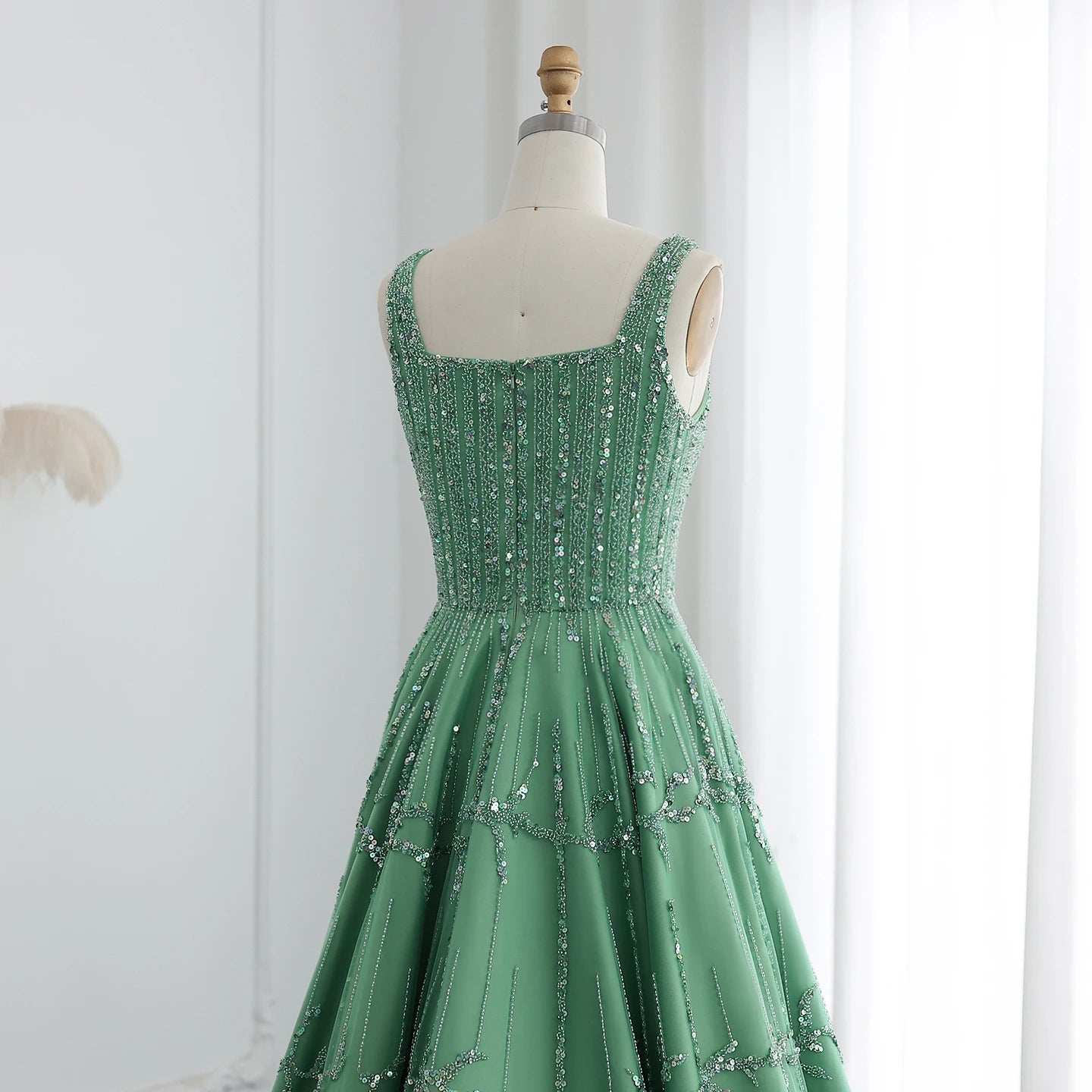 Luxury Beaded Green Evening Dresses with Spaghetti Straps Arabic Women Wedding Party Gowns - Image 5