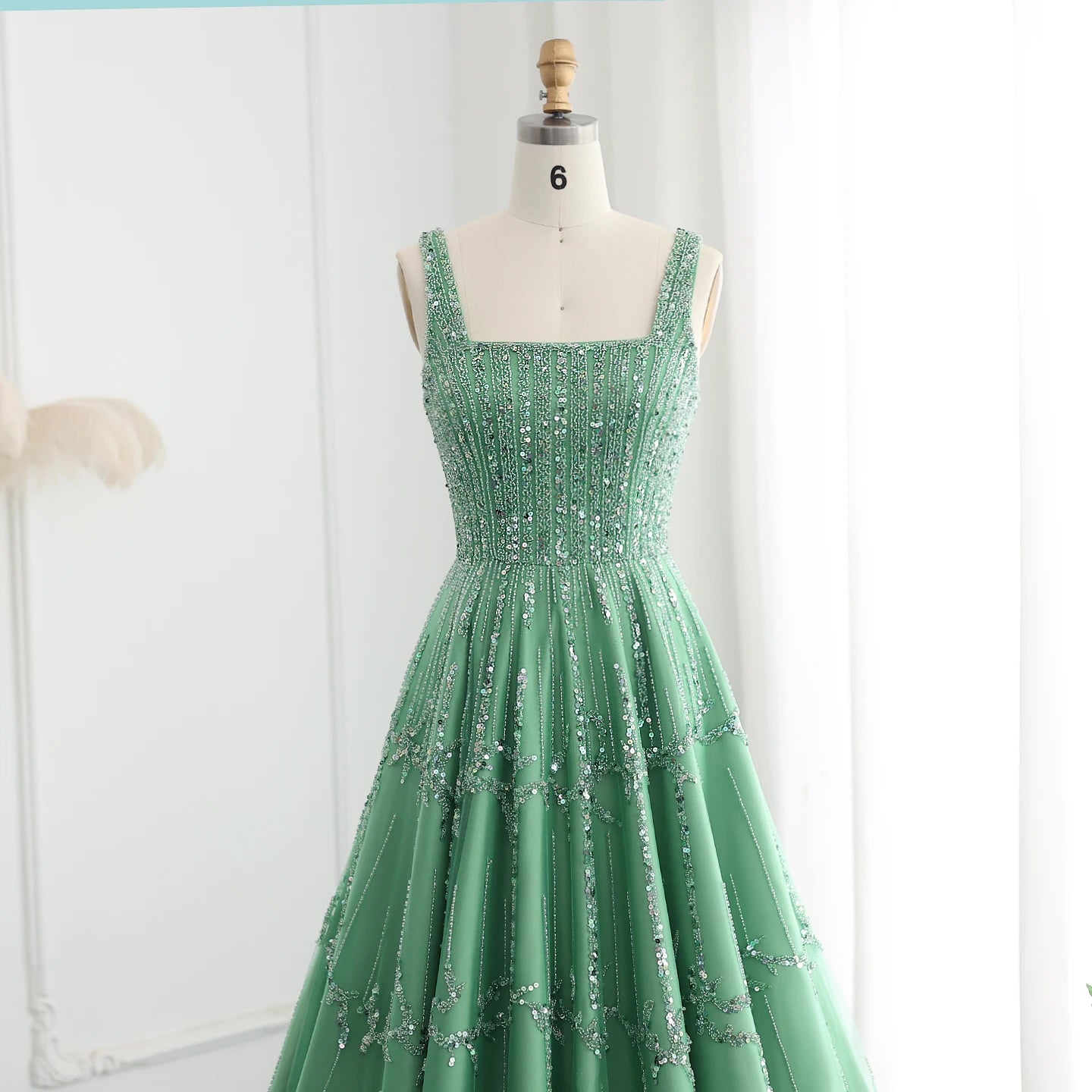 Luxury Beaded Green Evening Dresses with Spaghetti Straps Arabic Women Wedding Party Gowns - Image 3