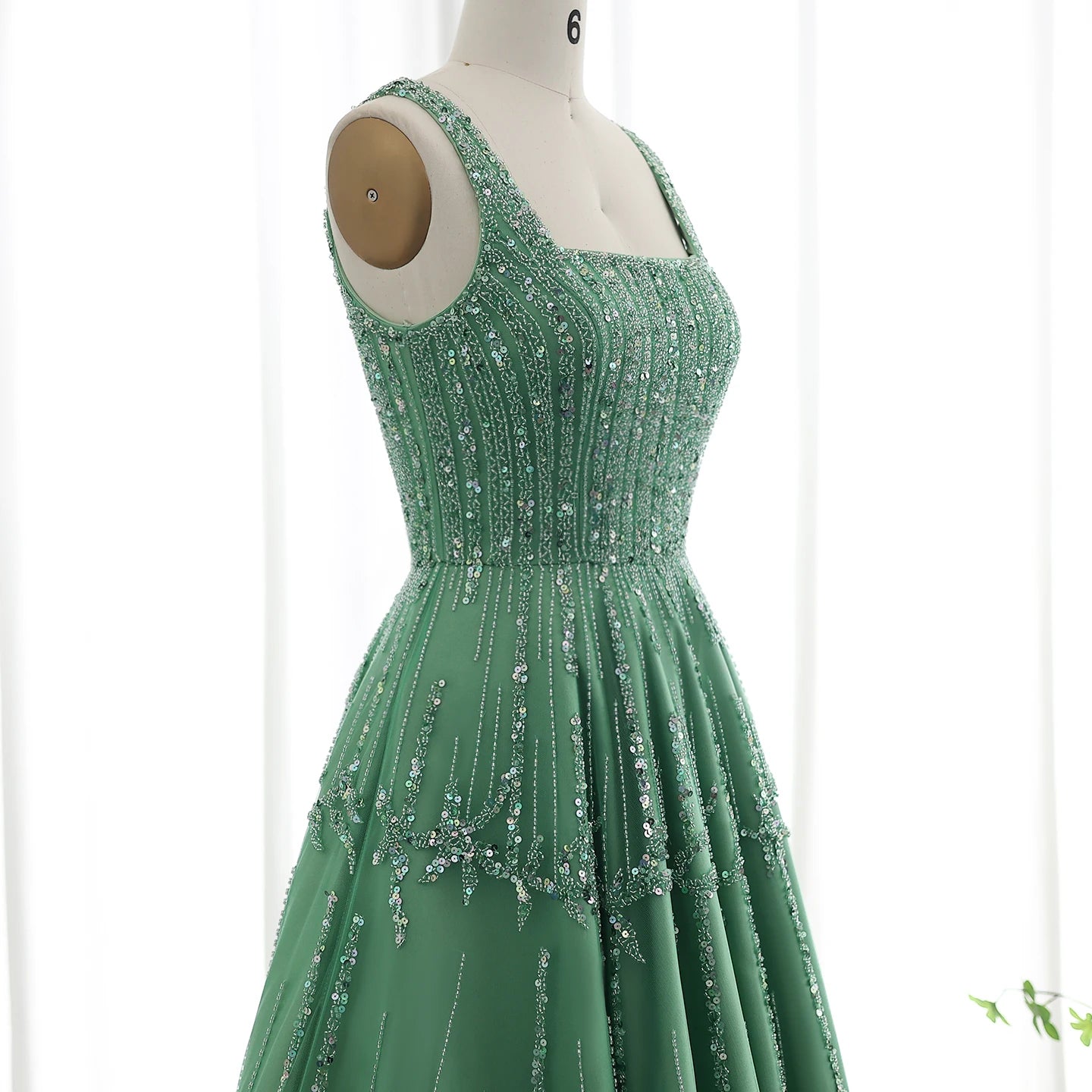 Luxury Beaded Green Evening Dresses with Spaghetti Straps Arabic Women Wedding Party Gowns - Image 4