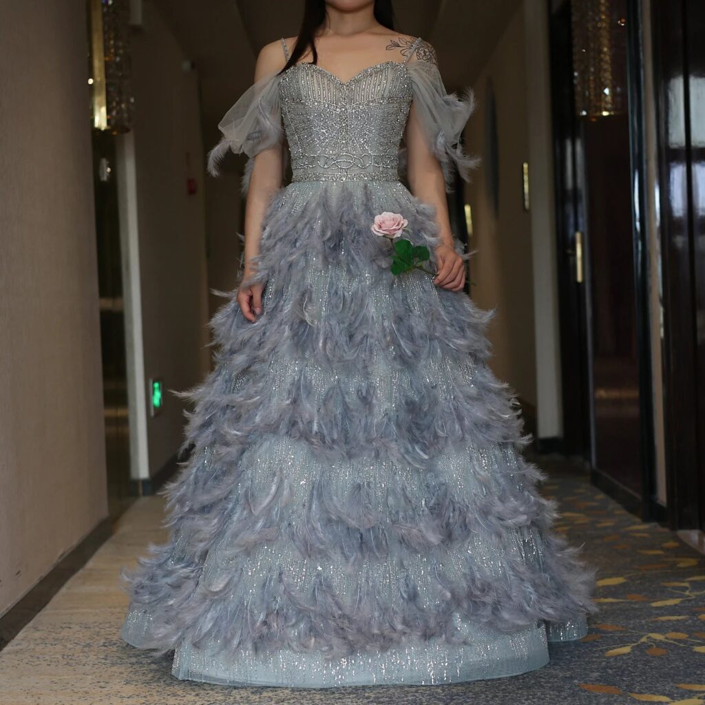 Silver Gray Crystal Feathers Spaghetti Evening Dress for Women Wedding Engagement Party Gowns