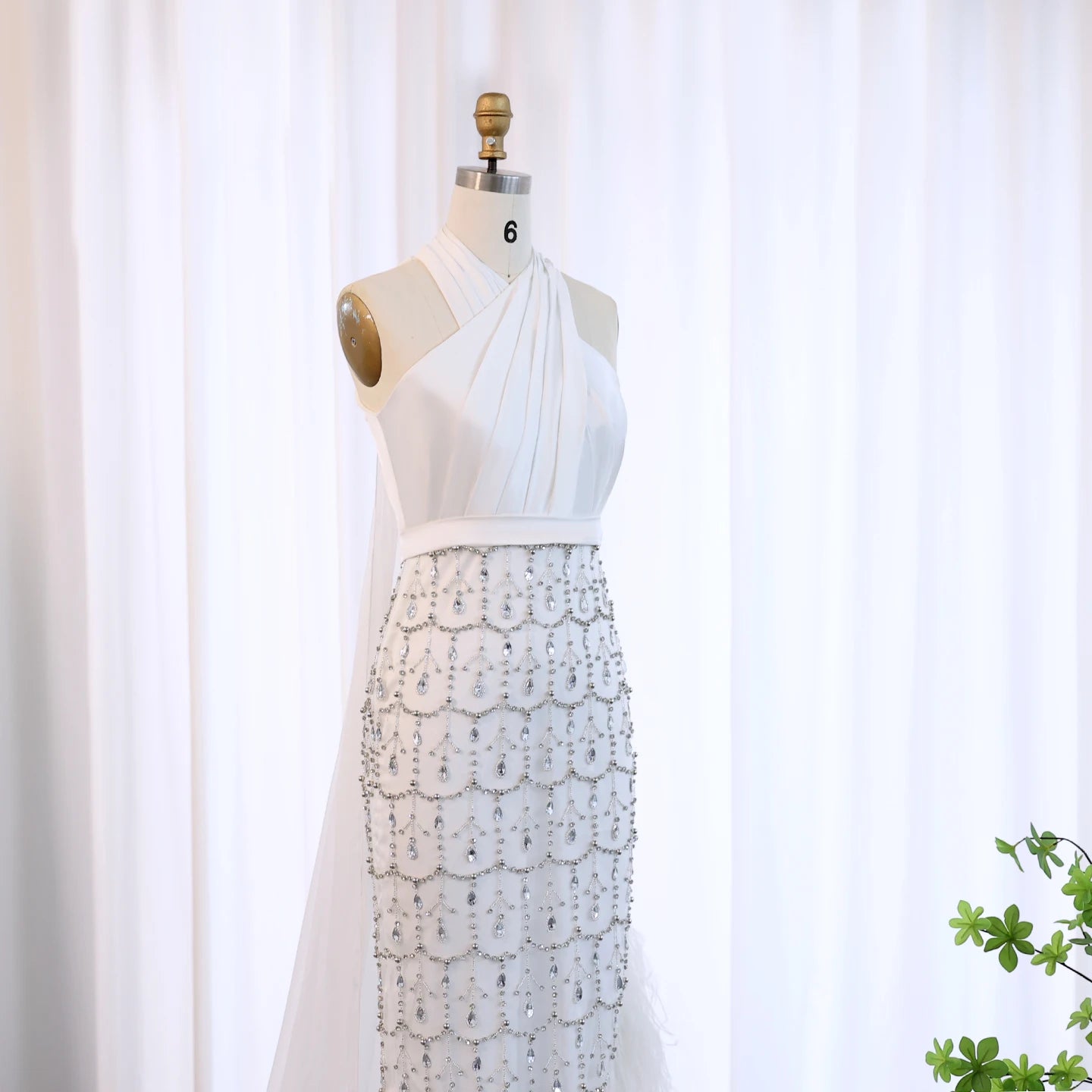 Luxury Feather White Mermaid Evening Dress with Cape Halter 2024 Women Wedding Prom Party Gowns - Image 3