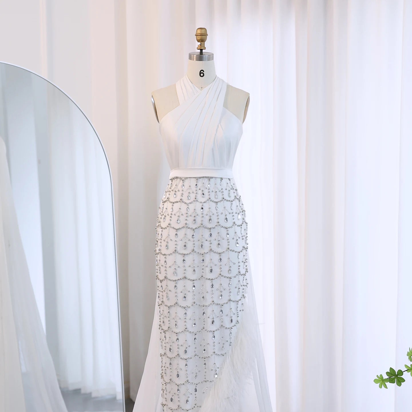 Luxury Feather White Mermaid Evening Dress with Cape Halter 2024 Women Wedding Prom Party Gowns - Image 2
