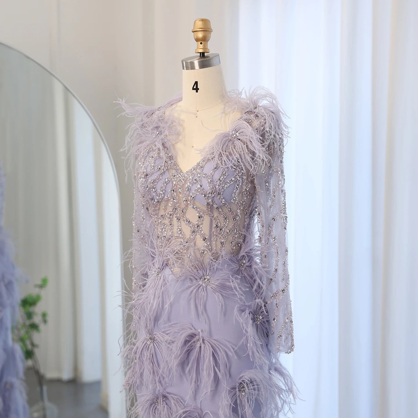 Luxury Feathers Lilac Mermaid Evening Dresses Long Sleeves Elegant V-Neck Arabic Woman Wedding Party Gowns - Image 4