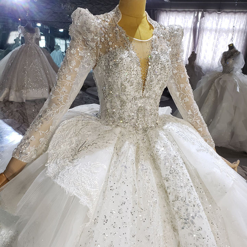 Latest Wedding Dress Design V Neck Lace Feather Sequin Beaded Ladies Bridal Wedding Dress - Image 4